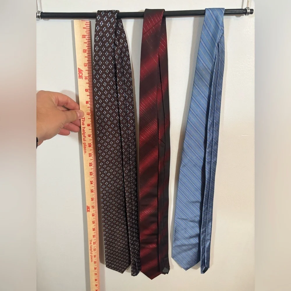 JF, IZOD & Claiborne Silk Tie Bundle – Burgundy, Blue, Patterned Men’s Neckties